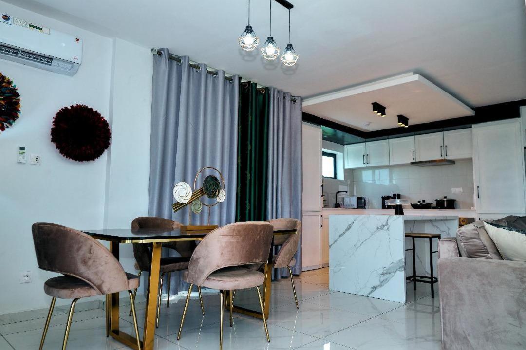Reddington By Jvte Aparthotel Douala Buitenkant foto